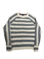 Load image into Gallery viewer, Vintage Tommy Hilfiger sweater XS
