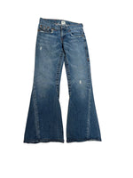 Load image into Gallery viewer, Vintage True Religion jeans w29
